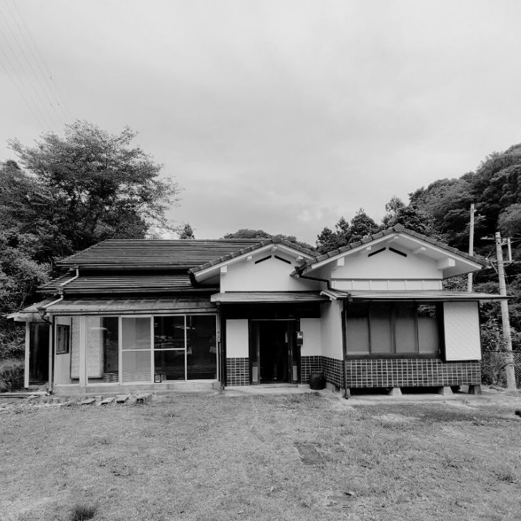 築59年増築を重ねた平屋リフォーム前の外観