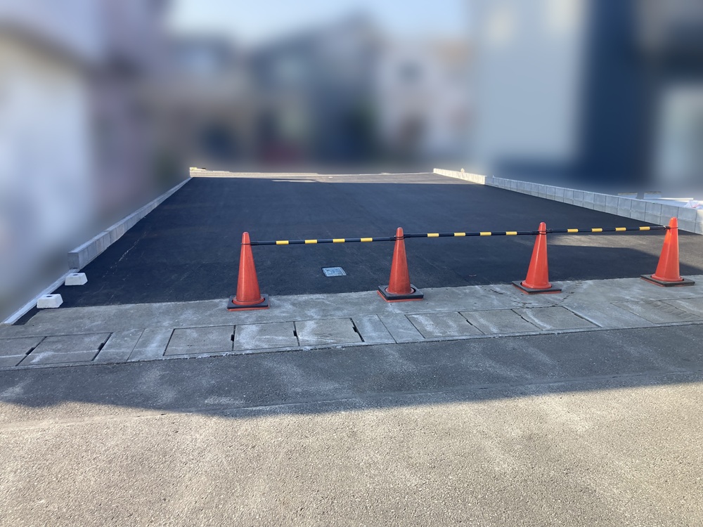 静岡市の舗装駐車場完成。前方から撮影した全景