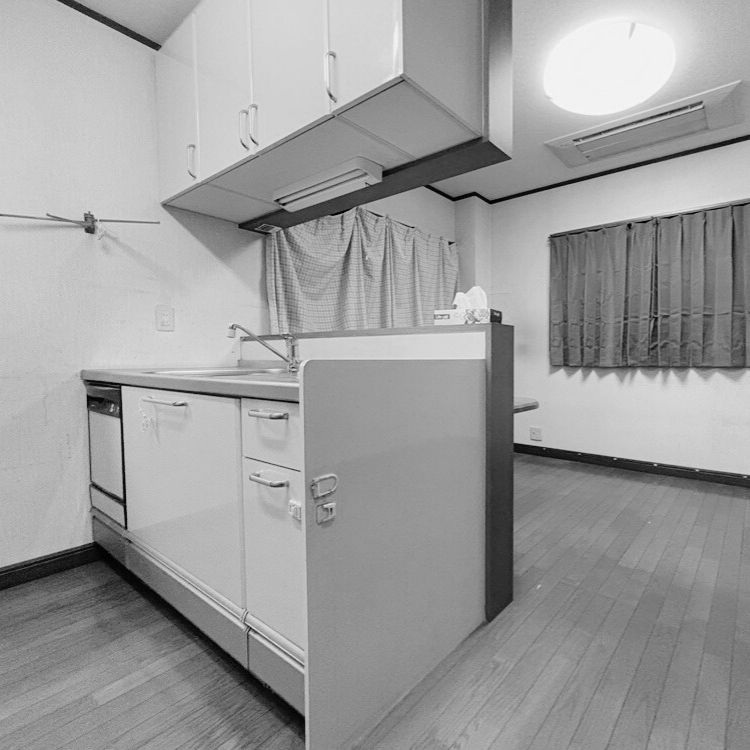 静岡市の鉄骨造住宅リノベーション前｜ダイニングとキッチンが分かれた少し小さかったDK