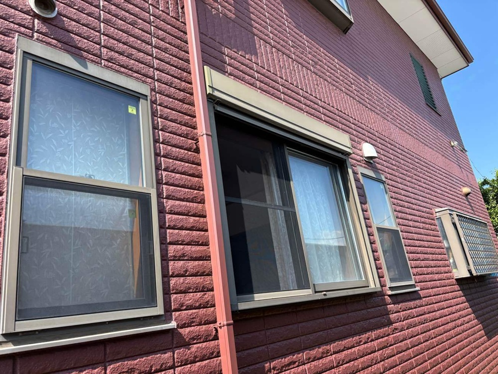 面格子取付前の静岡市内のお住まいの窓まわり