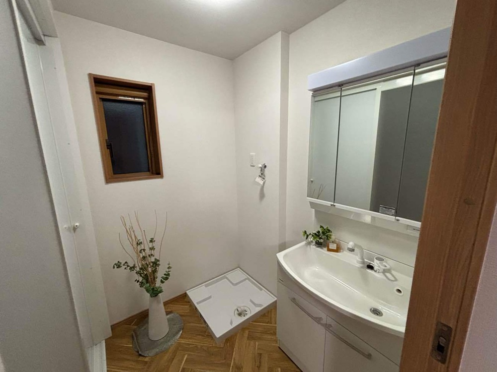 新しく設置した洗面スペース。清潔感があり毎日使いやすい水まわり