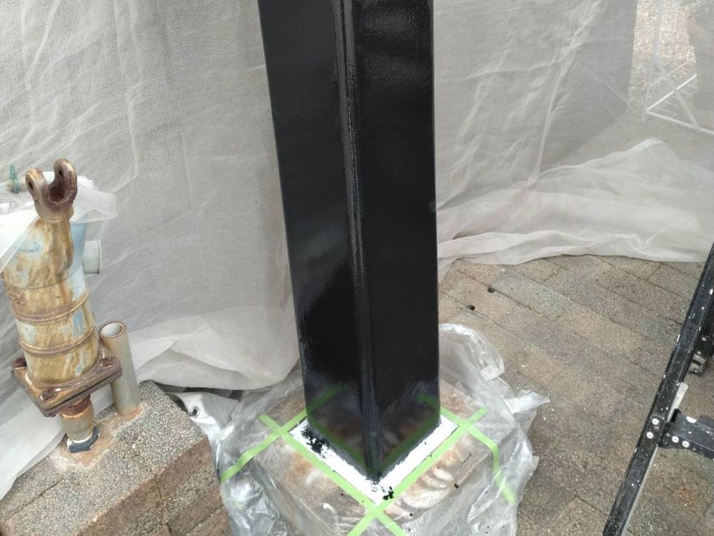 他社で建築された鉄骨造住宅の鉄骨柱補修完了後の写真。外観になじんだ仕上がり